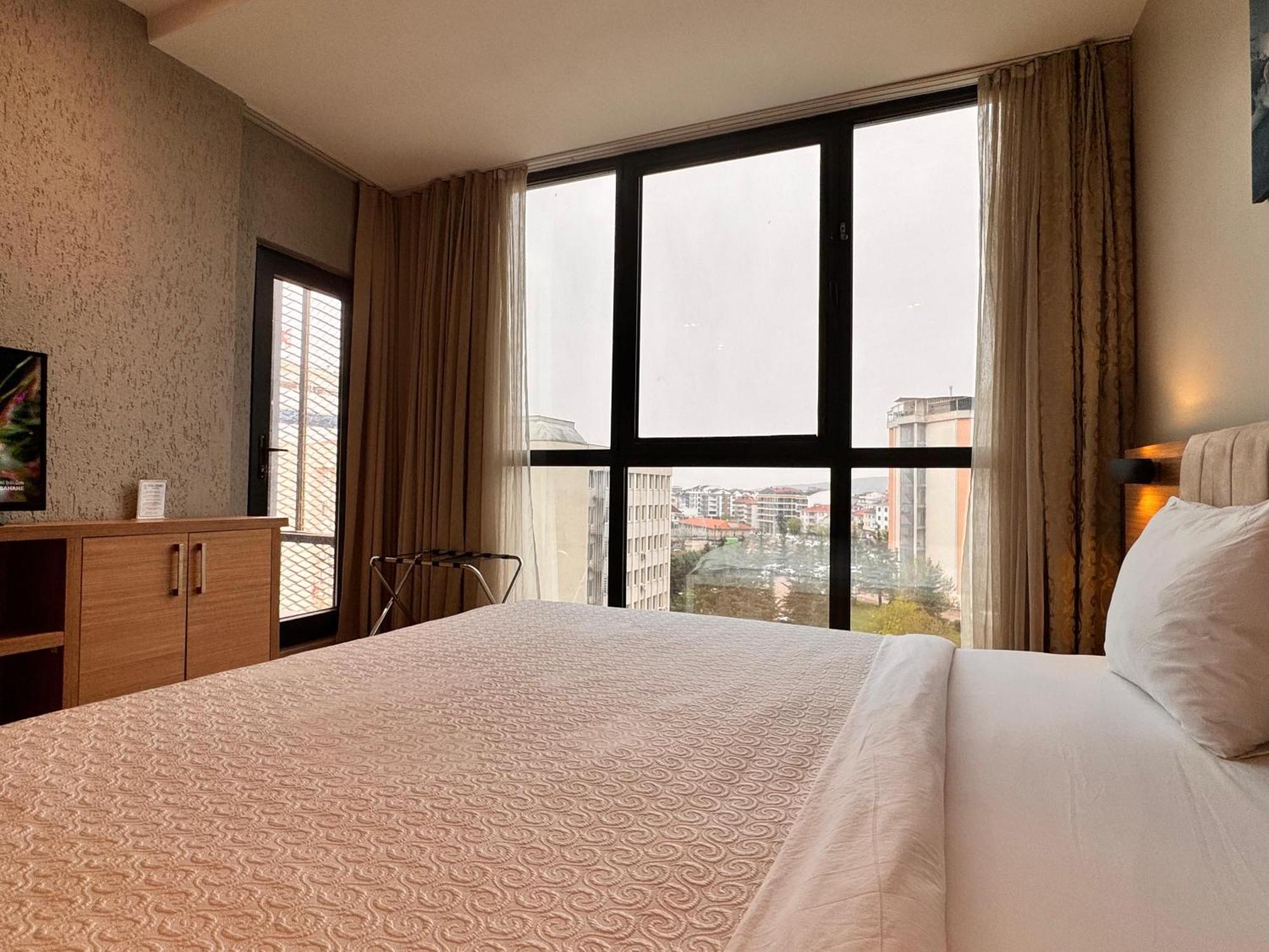Innport Hotel Gebze Zewnętrze zdjęcie
